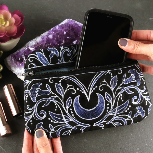A Lined Zipper Pouch (In-the-Hoop) Design Pack - Image 2