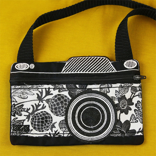 Aperture Priority Zipper Pouch (In-the-Hoop) - Image 3