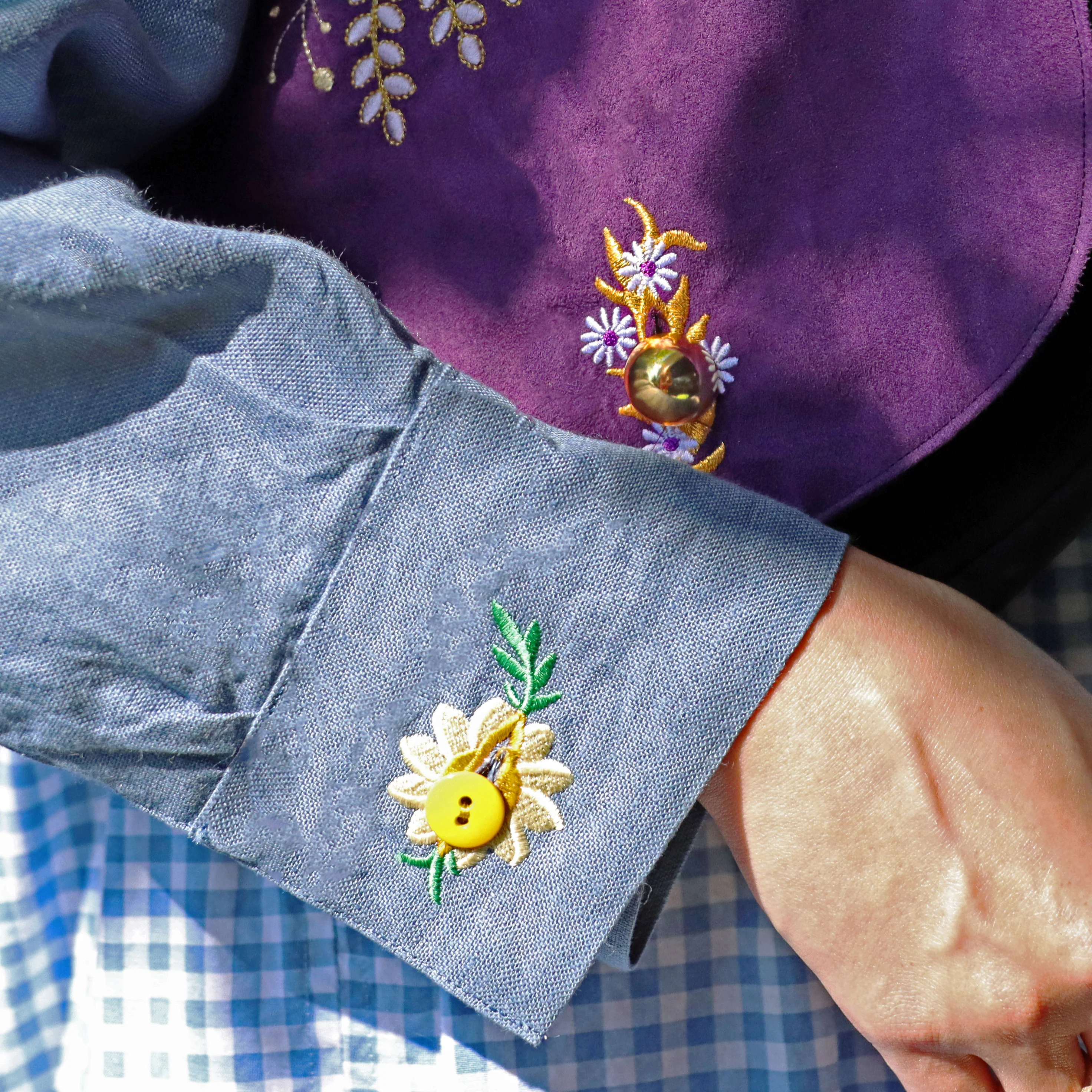 Cottage Garden Buttonhole - Daisy 2 - Image 3