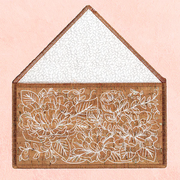 Delicate Floral Clutch (In-the-Hoop) - Image 2