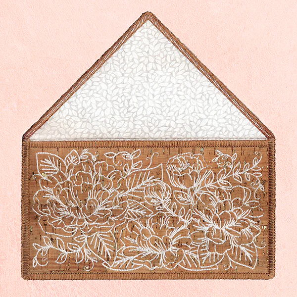 Delicate Floral Clutch (In-the-Hoop) - Image 4