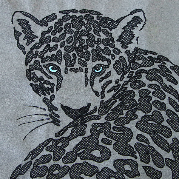 Enticing Jaguar - Image 6