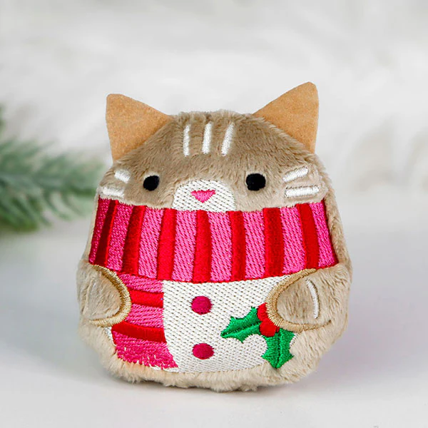 Fluffy & Festive Cat (In-the-Hoop) - Image 3