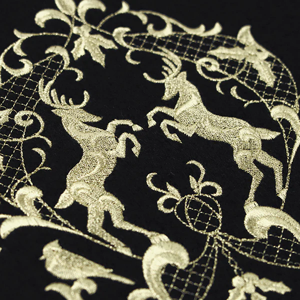 Glistening Holiday Crest - Image 4