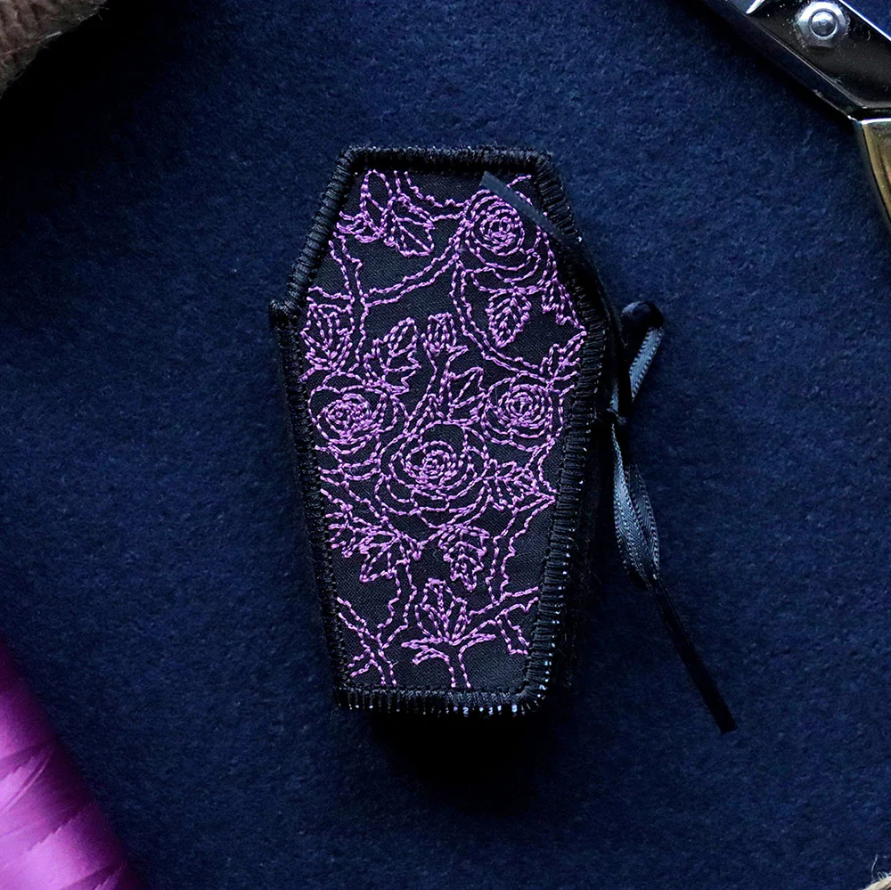 Gothic Rose Coffin Needle Book (In-the-Hoop) - Image 6