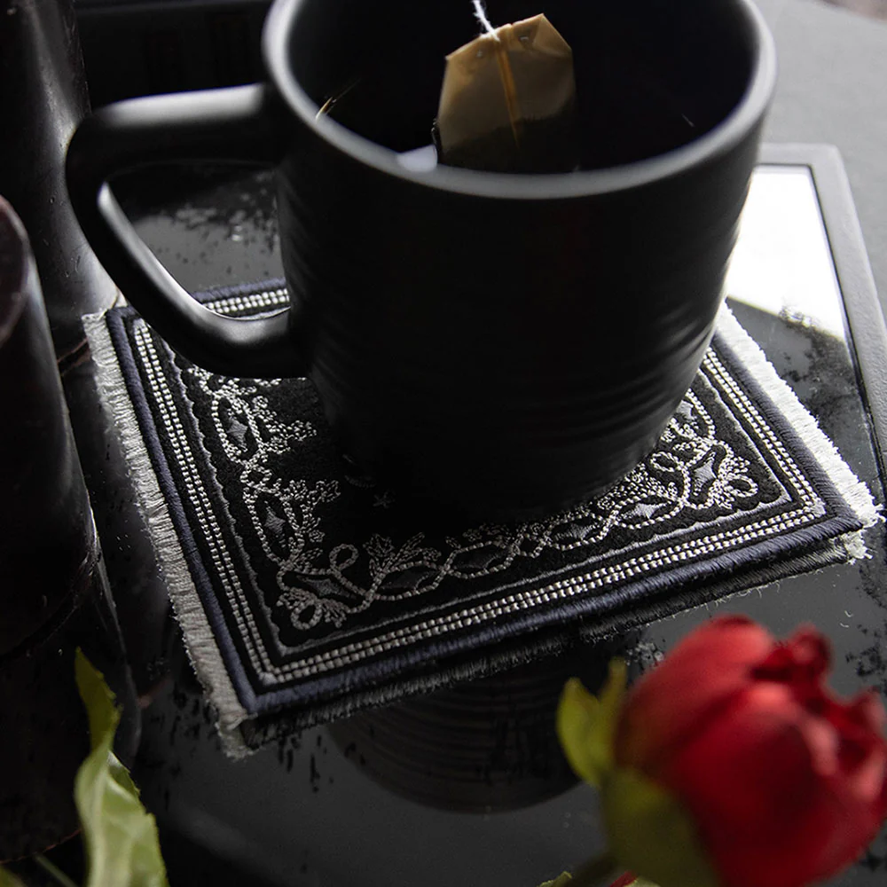 Gothic Rose Mug Rug (In-the-Hoop) - Image 3