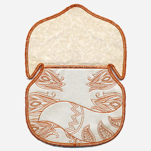 In-a-Stitch Fox Purse (In-the-Hoop) - Image 5