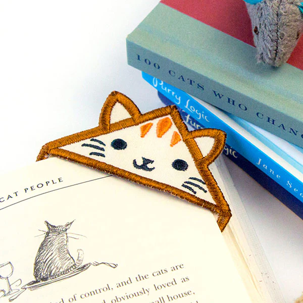 Kitty Corner Bookmark (In-the-Hoop) - Image 3