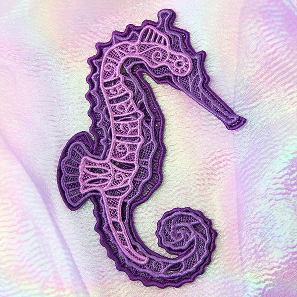 Lovely Layered Seahorse (Lace) - Image 3