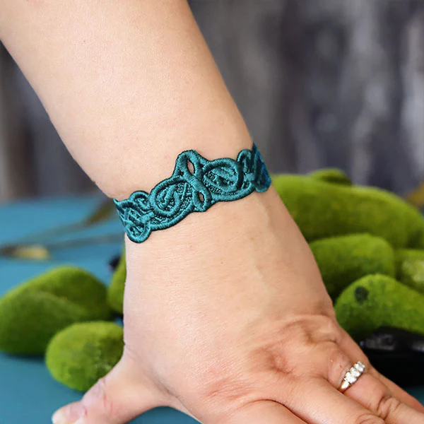 Lovely & Vintage Bracelet (Lace) - Image 5