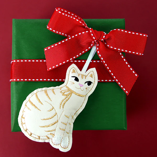 Meowy Christmas (In-the-Hoop) - Image 4