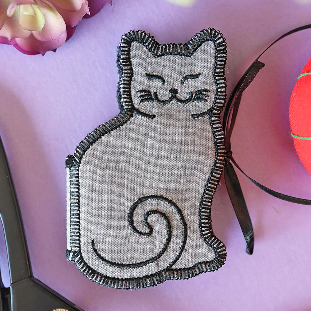 Midnight Cat Needle Book (In-the-Hoop) - Image 6