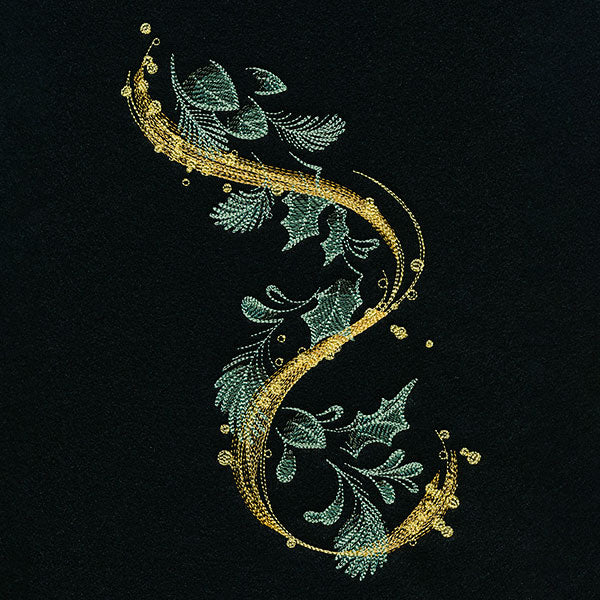 Midnight Holly & Pine Christmas Magic Spray - Image 2