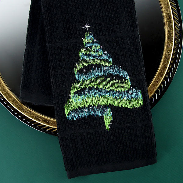 Northern Lights Christmas Tree - Image 6