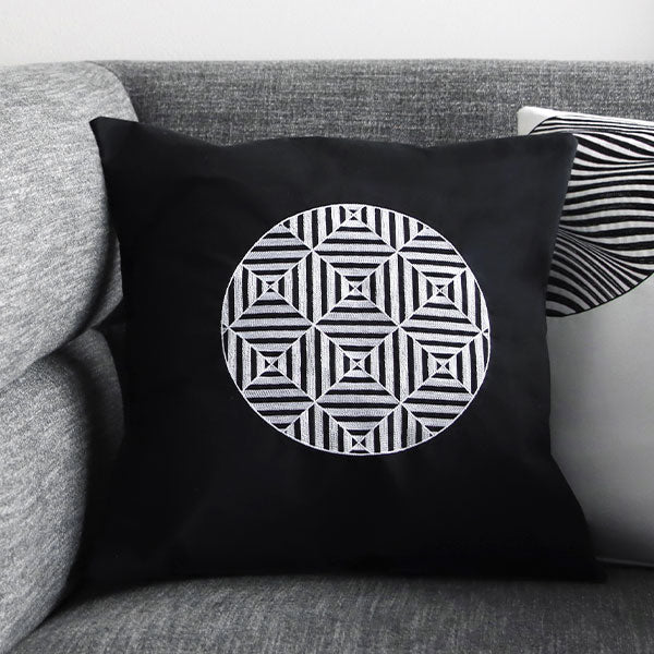 Optical Illusion Circle 5 - Image 3