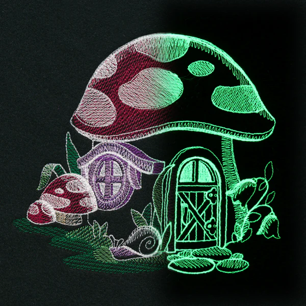 Woodland Glow Toadstool House - Image 4